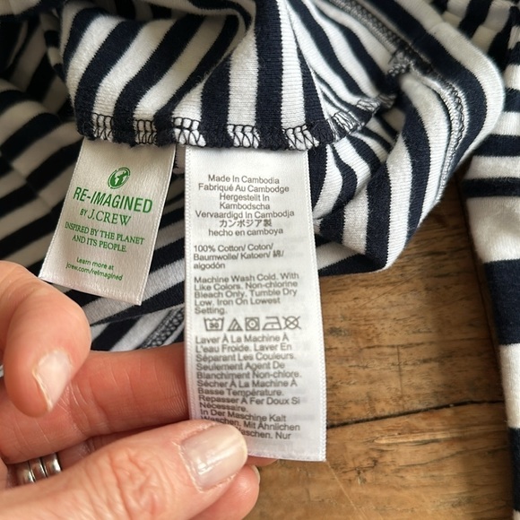 SAILOR CHIC: 2 JCREW Navy/White Striped Shirts and gold tone chain - Picture 10 of 15